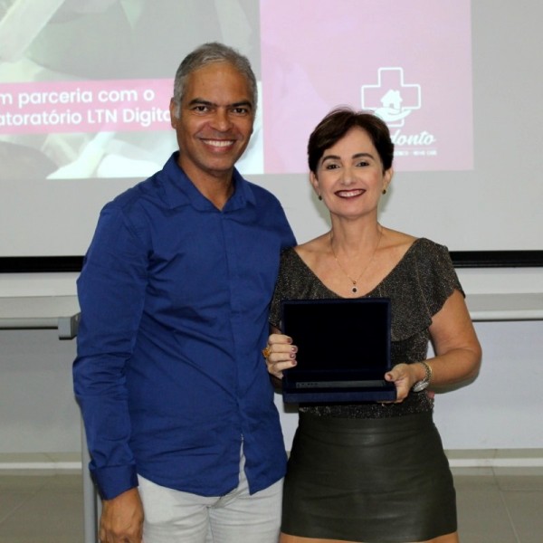 PILARES DA ODONTOLOGIA | CRO-SE homenageia a Dra. Elaci Maria Alcântara Machado Cardoso